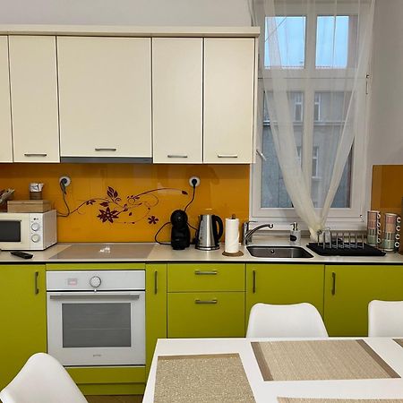Main Street Retreat Apartment With Free Parking SJJ Exterior foto